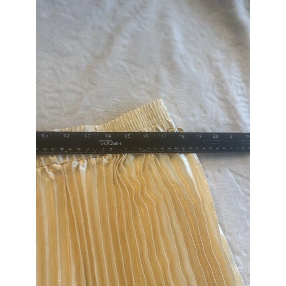 Petal And Pup Pleated Skirt Size 14